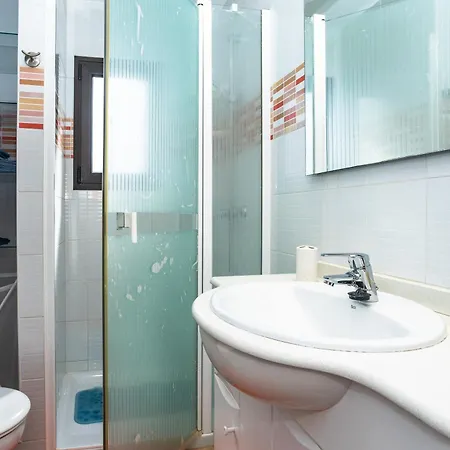 Dama Apartment