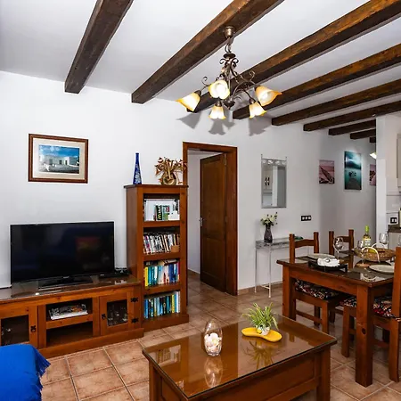 Dama Apartment *